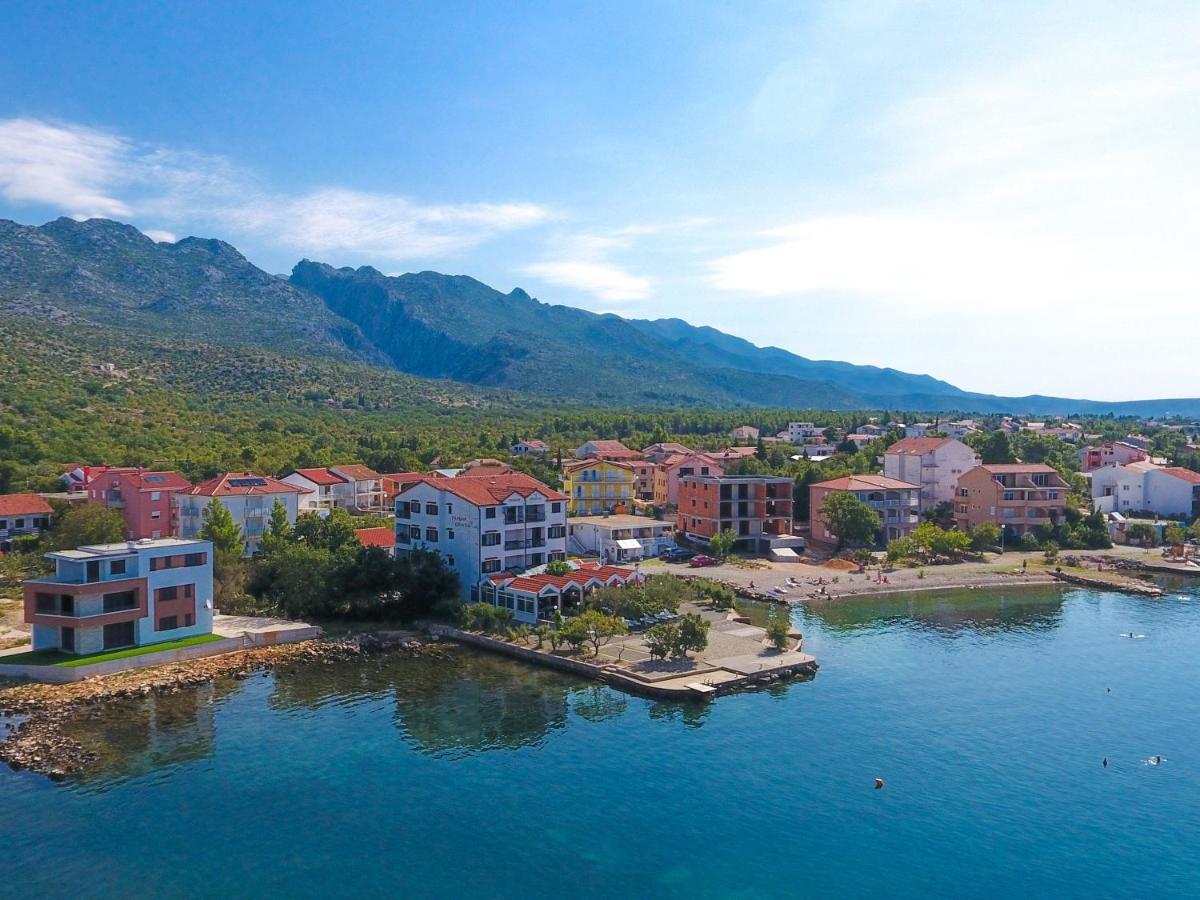 Pansion Croatia Bed and Breakfast Starigrad Paklenica Eksteriør billede