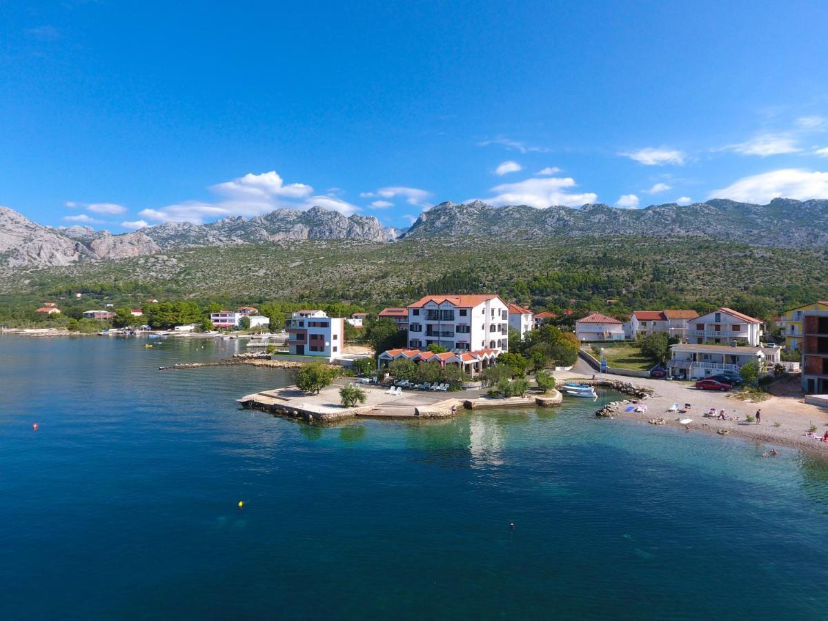 Pansion Croatia Bed and Breakfast Starigrad Paklenica Eksteriør billede