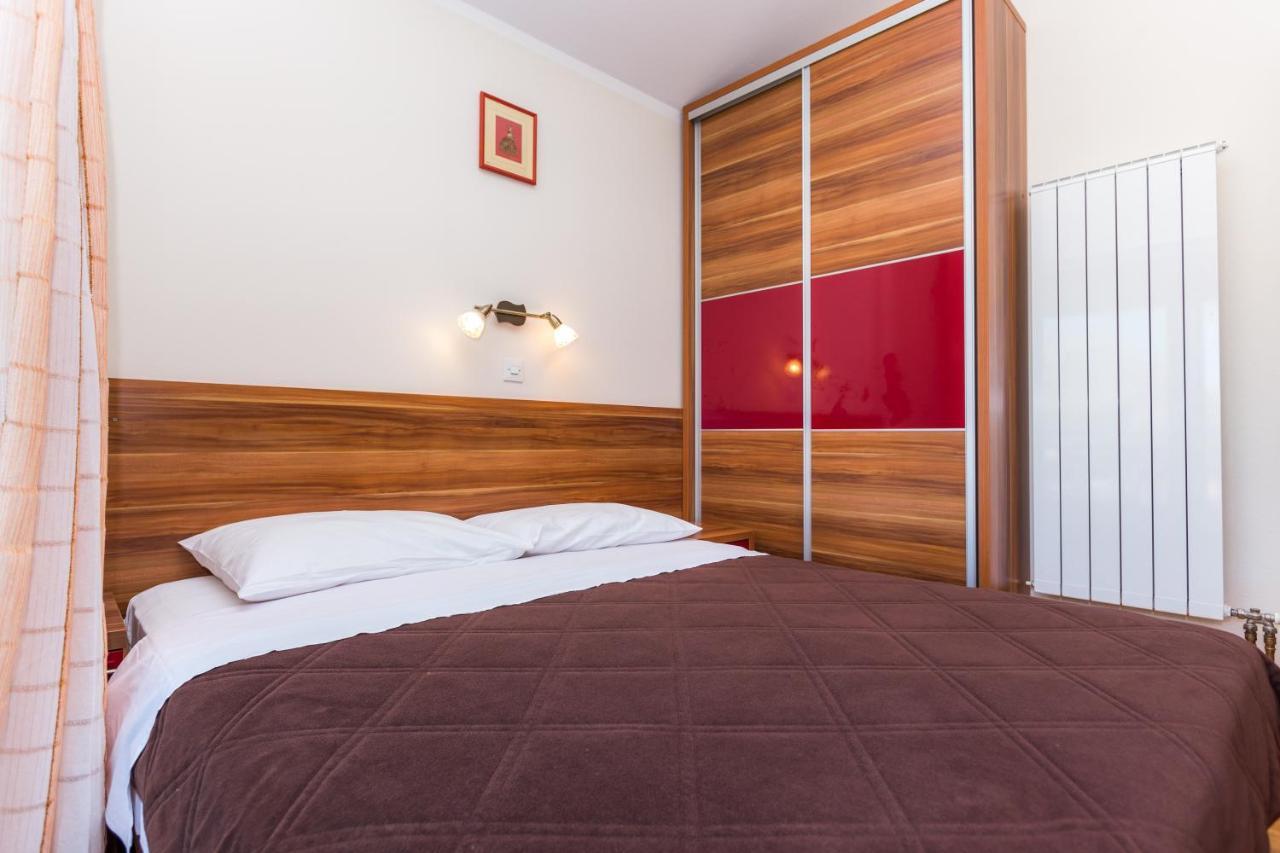 Pansion Croatia Bed and Breakfast Starigrad Paklenica Eksteriør billede