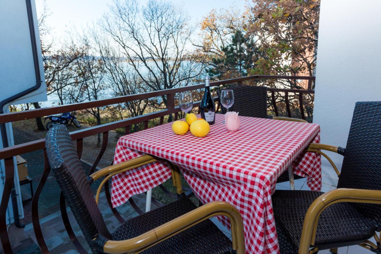 Pansion Croatia Bed and Breakfast Starigrad Paklenica Eksteriør billede