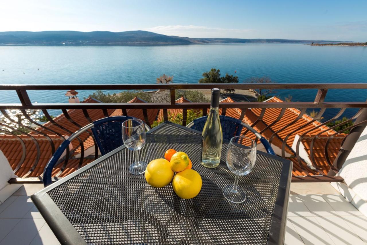 Pansion Croatia Bed and Breakfast Starigrad Paklenica Eksteriør billede