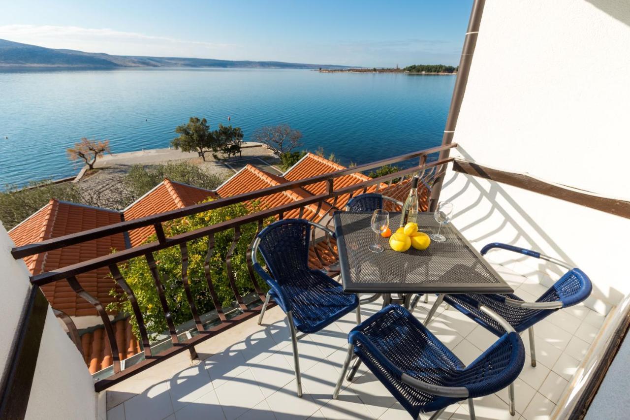 Pansion Croatia Bed and Breakfast Starigrad Paklenica Eksteriør billede