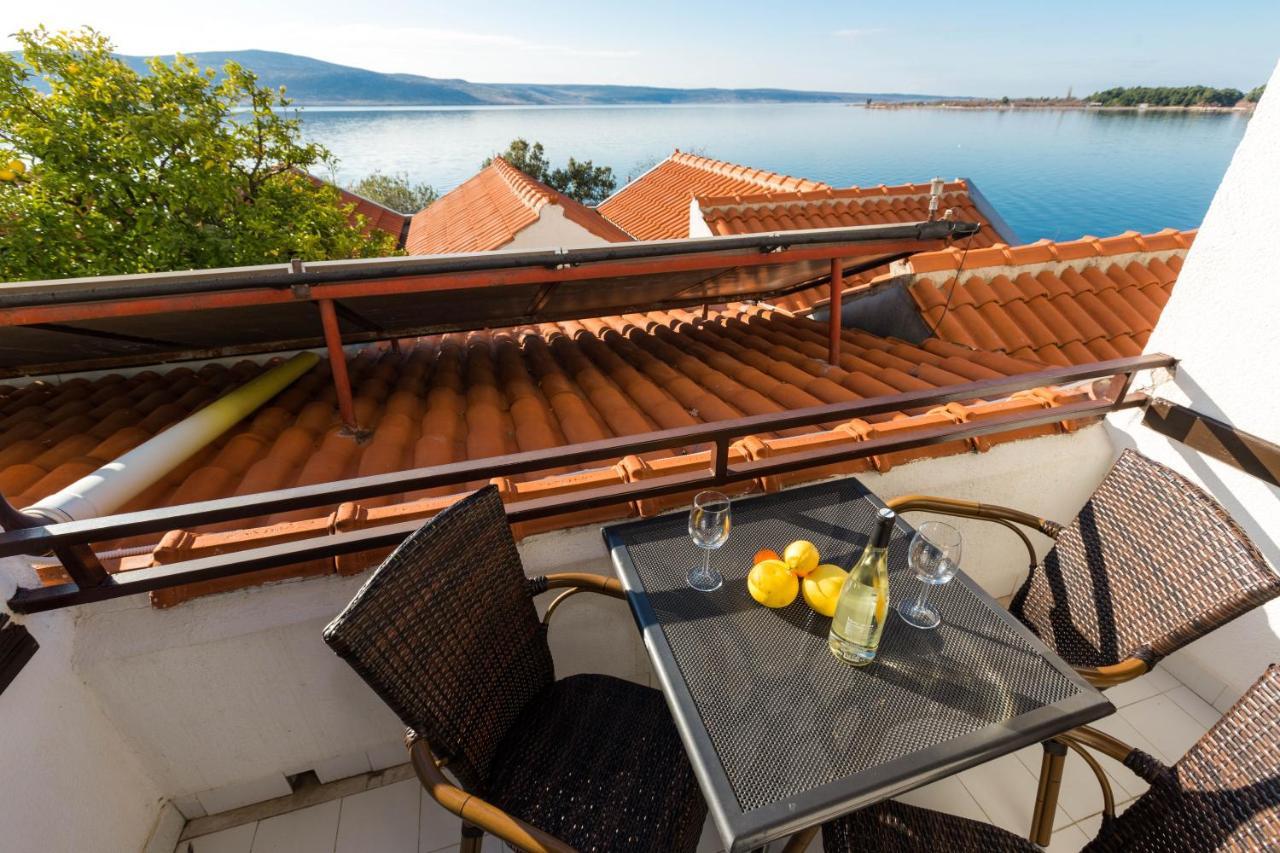 Pansion Croatia Bed and Breakfast Starigrad Paklenica Eksteriør billede