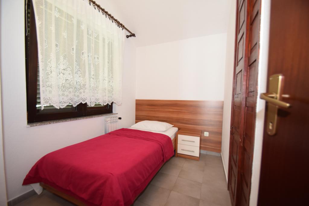 Pansion Croatia Bed and Breakfast Starigrad Paklenica Eksteriør billede
